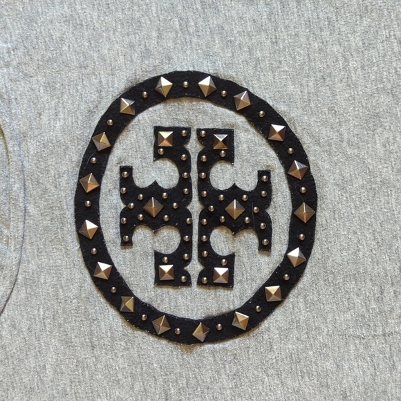 Y2K Tory Burch Vintage Grey Long Sleeve Studded Logo Shirt Size Small - Picture 2 of 7